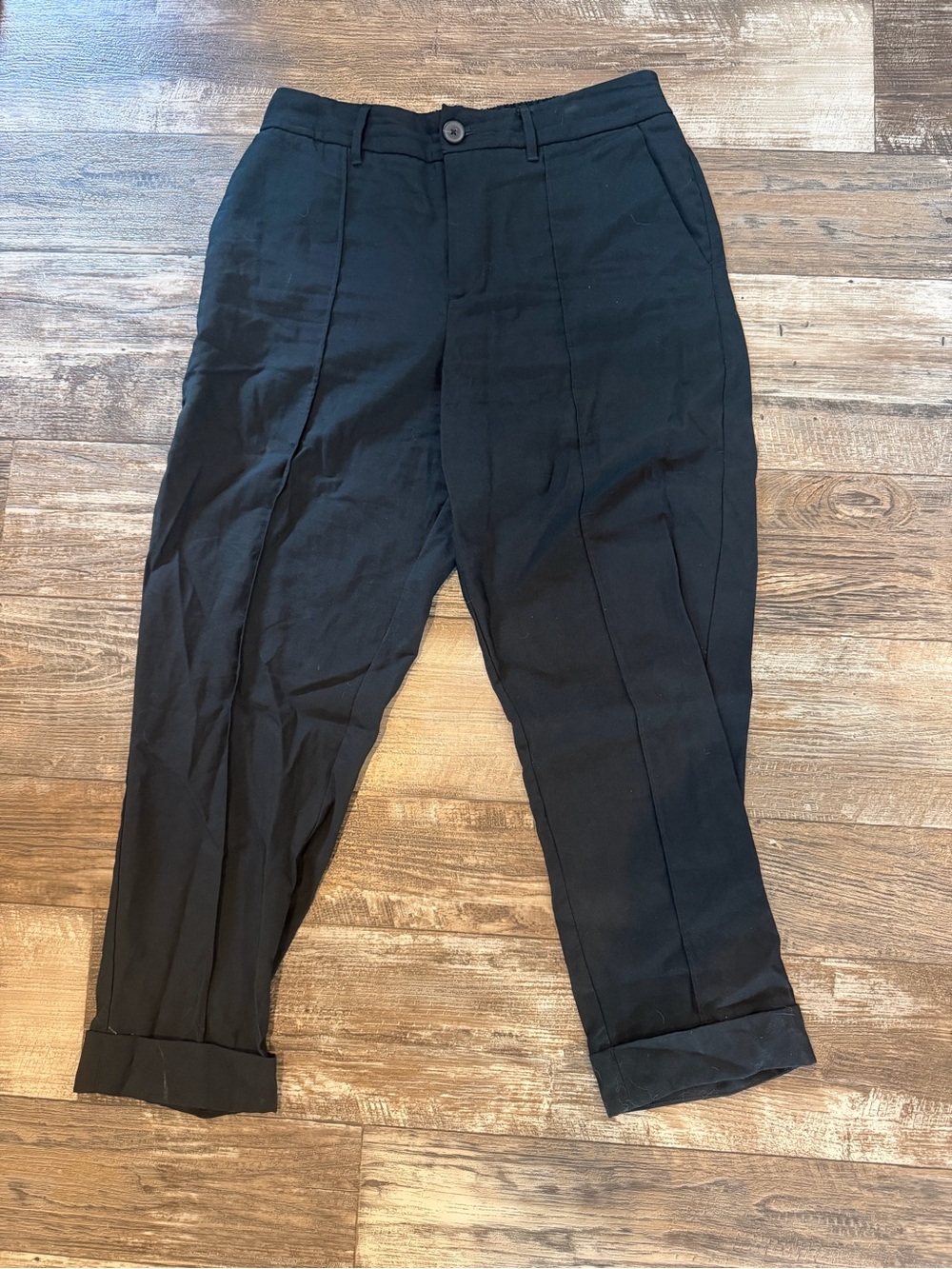 Women's Cropped Black Ankle Pants - Classic Tailored Style